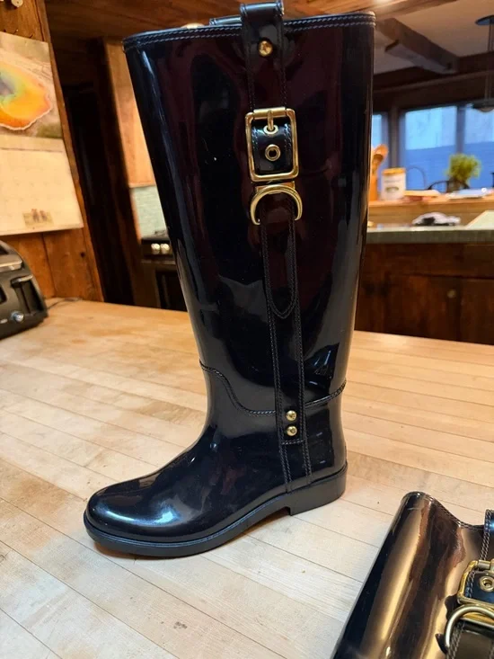 Coach Tasha Glossy Black Rain Boots Size 6 - Picture 5 of 6